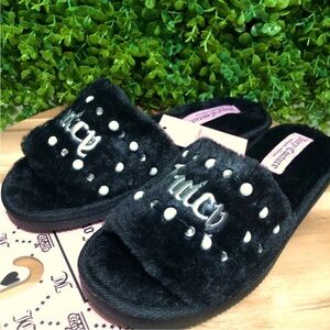 Juicy Couture NWT Slippers W/ Rhinestone